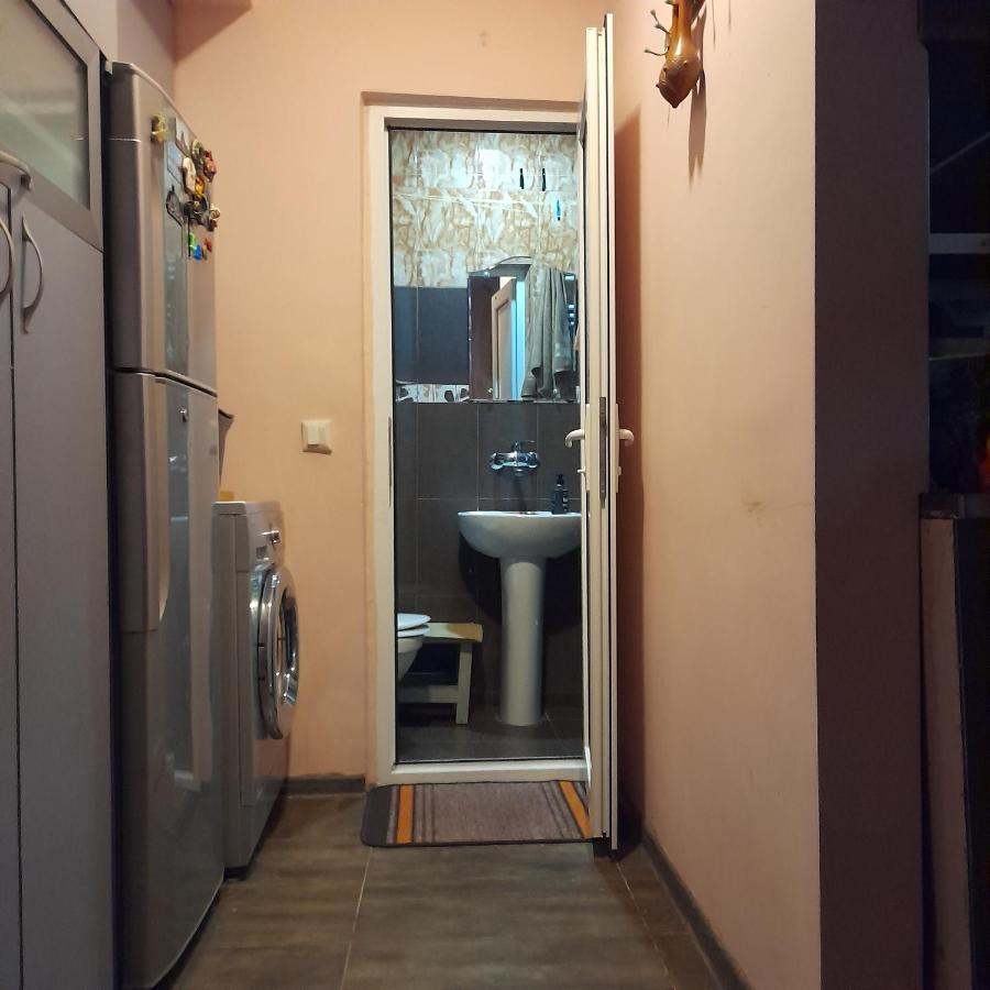 Historical Apartment In City Center Tbilisi Ngoại thất bức ảnh